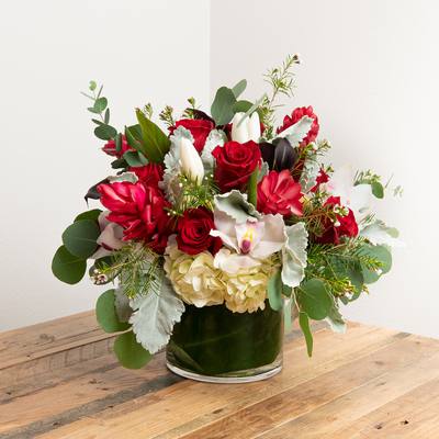 Romance Arrangement in a vase